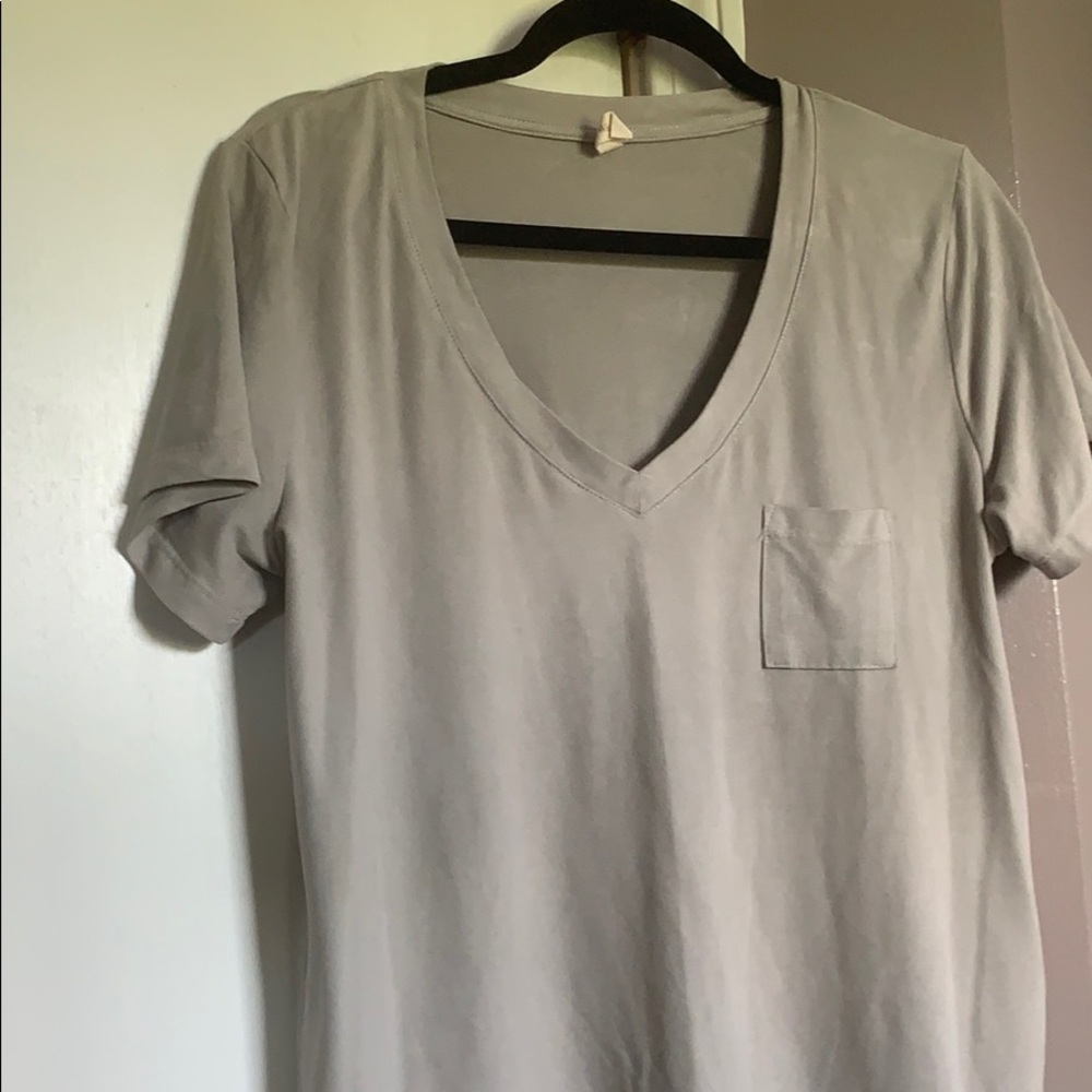 Faux velvet gray pocket tee